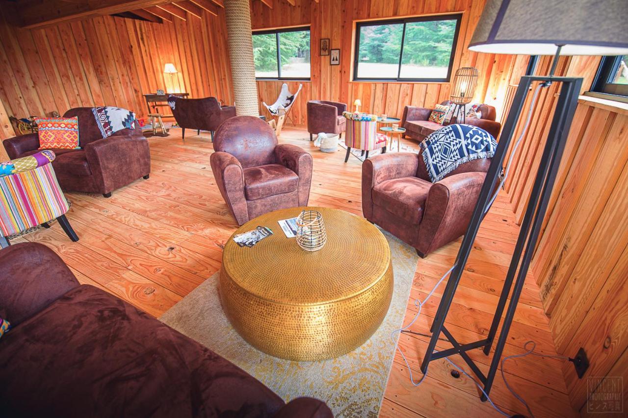 Domaine De La Vitarelle Glamping Villaniere 外观 照片