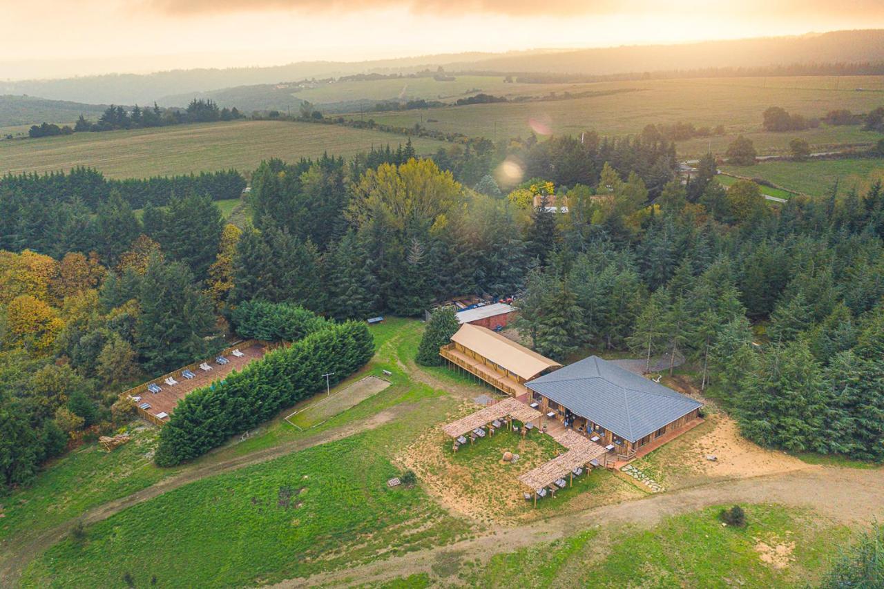 Domaine De La Vitarelle Glamping Villaniere 外观 照片