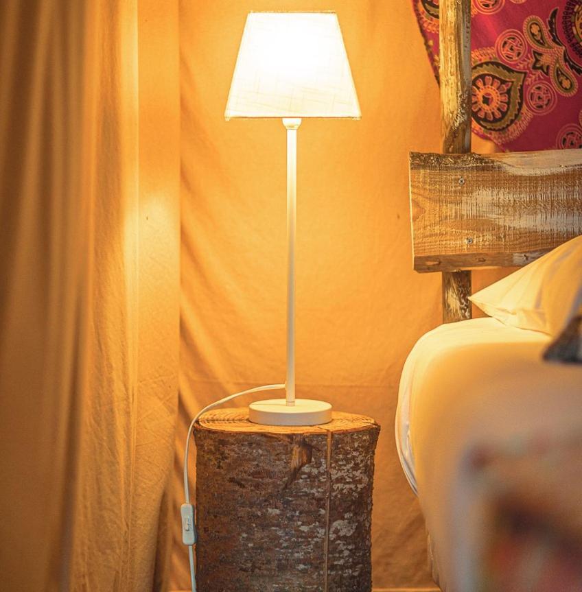 Domaine De La Vitarelle Glamping Villaniere 外观 照片