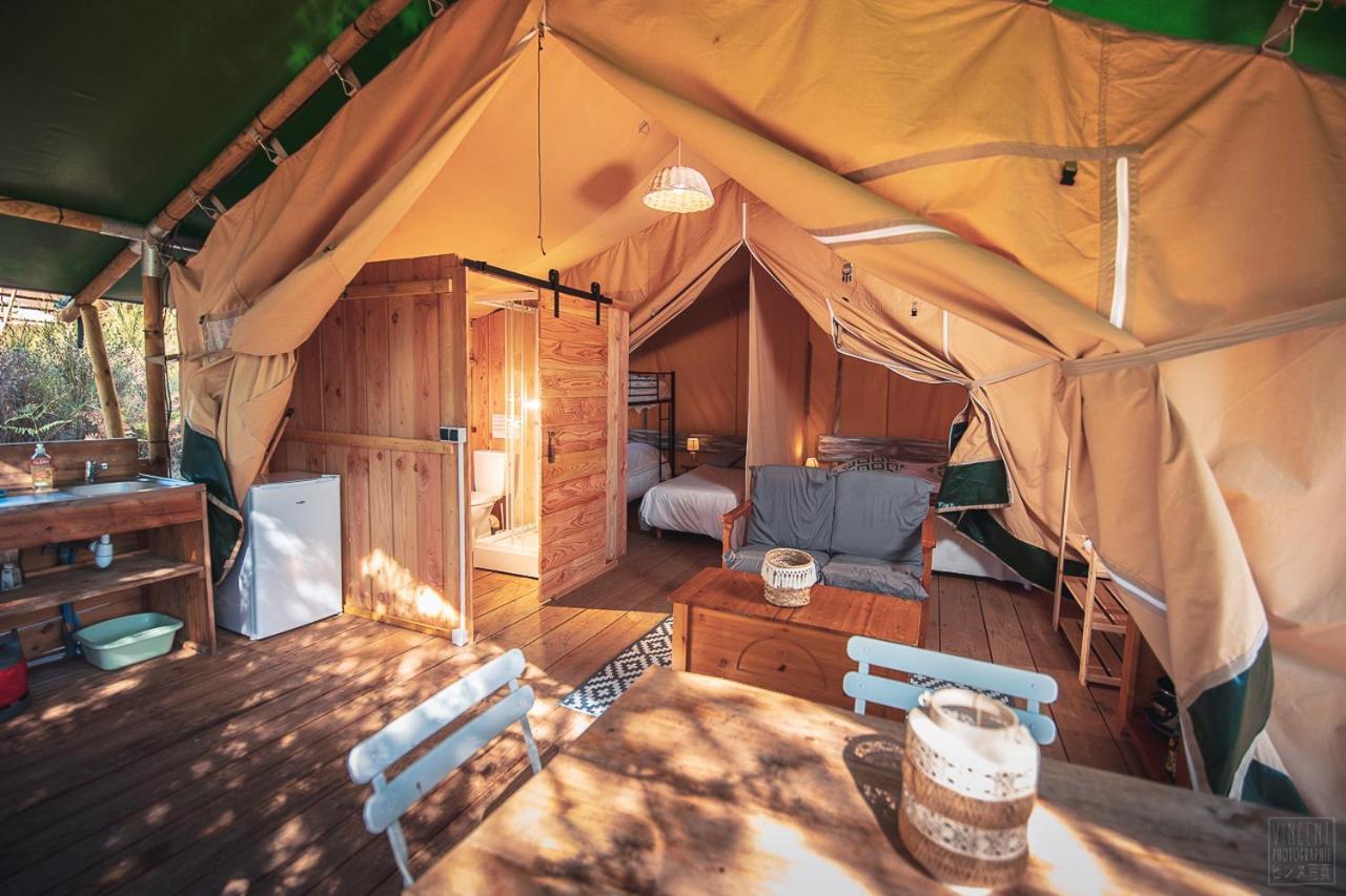 Domaine De La Vitarelle Glamping Villaniere 外观 照片
